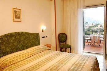 Giuseppina 3*